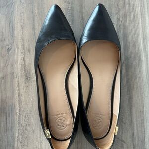 Tory Burch Black Flats Sleek Minimalist Design